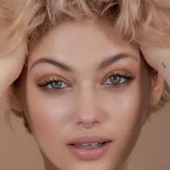 Andreia Delicious Shiny Kiss Batom Líquido G01