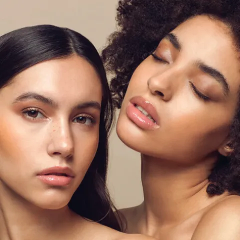 Andreia Spotlight Base Líquida 02 Warm Beige