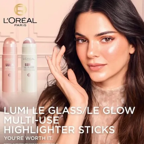 L’Oréal Paris Lumi Le Glass Stick Iluminador 610 Glassy Pearl Eclat