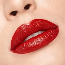 L’Oréal Paris Satin Batom Color Riche - 300 Le Rouge Paris