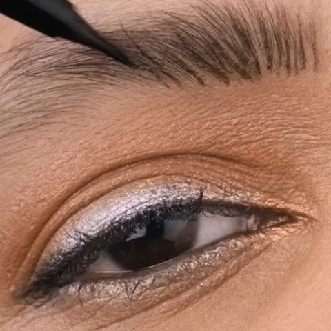 Maybelline Build-A-Brow 2 In 1 Caneta E Gel De Sobrancelhas 260 Deep Brown