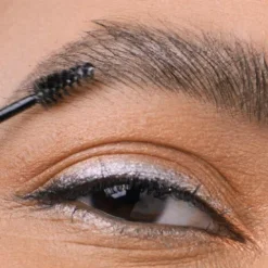 Maybelline Build-A-Brow 2 In 1 Caneta E Gel De Sobrancelhas 260 Deep Brown