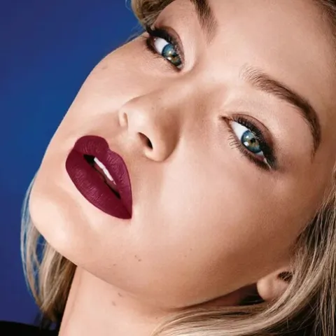 Maybelline Color Sensational Matte Batom 975 Divine Wine