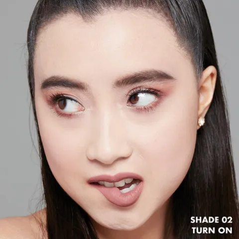 Nyx Pro Makeup Lip Lingerie Xxl Batom Liquido Matte 02 Turn On