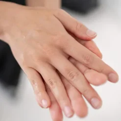 Real Natura Álcool Gel Plus Desinfetante Para Mãos