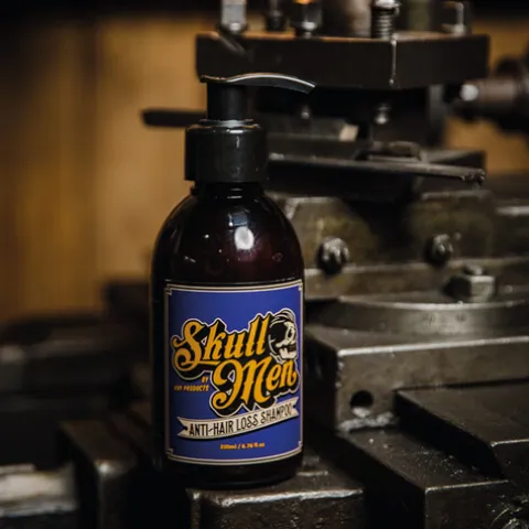 Skull Men Champô Anticaspa