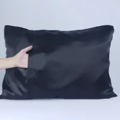 Soulta Fronha De Cetim Anti-Frizz Preta