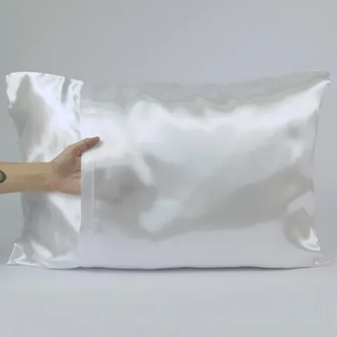 Soulta Fronha De Cetim Anti-Frizz Branca