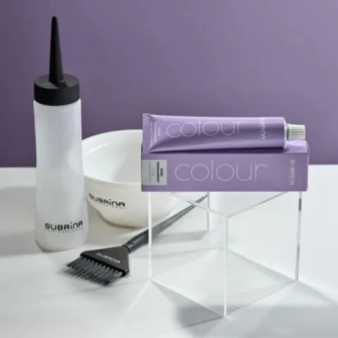Subrina Professional Coloração Demi Permanente Sem Amoníaco 9/5
